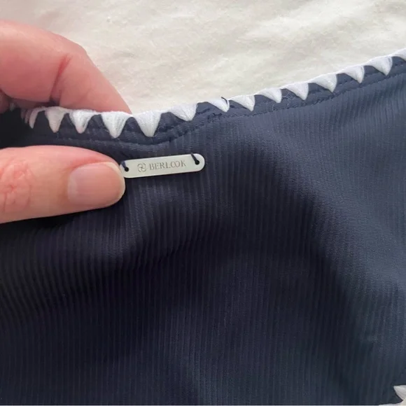 NWT Berlook Navy Contrast Stitch Bikini Top & Bottom Full Set Size Medium - Picture 6 of 13